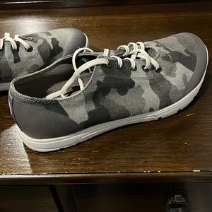 NOBULL Camouflage Men's Shoes - Gray and Black